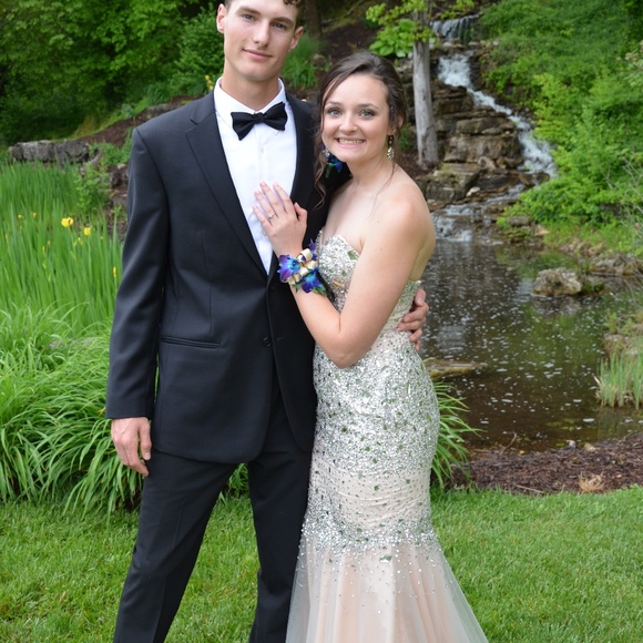 Formal - Picture 2 of 4